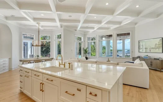 2 Rooms Apartment for Sale